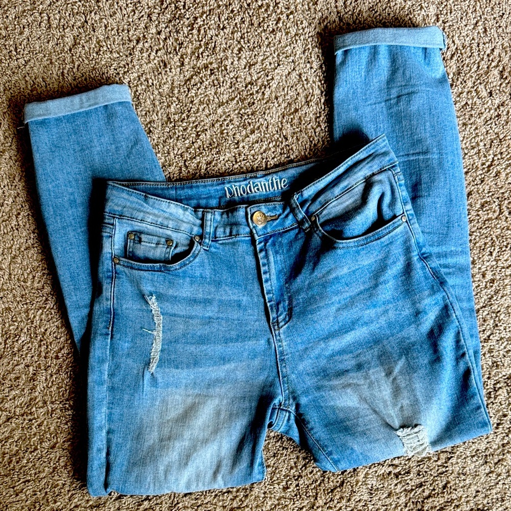 Ripped Boyfriend Jeans